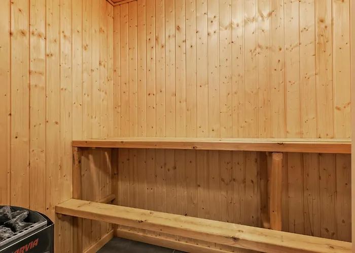 Дом отдыха Lovely In With Sauna Norre Nebel